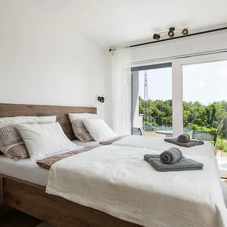 Lara Nova Vas Holiday home *